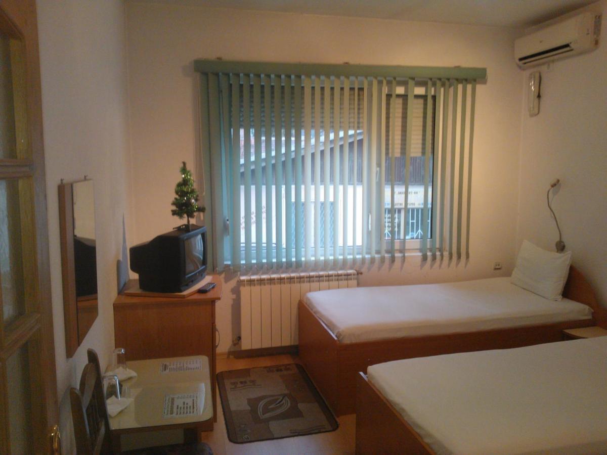 Hotel Tsarevets Asenovgrad Oda fotoğraf